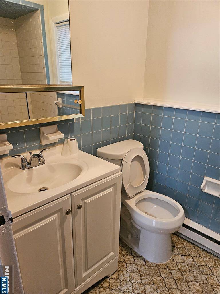 Garfield, NJ 07026,375 Outwater LN #20