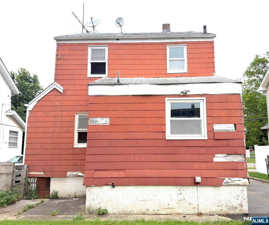 Teaneck, NJ 07666,648 Martense AVE
