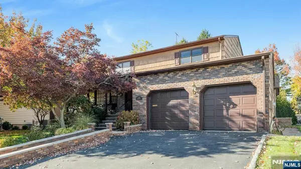 8-04 Susan PL, Fair Lawn, NJ 07410