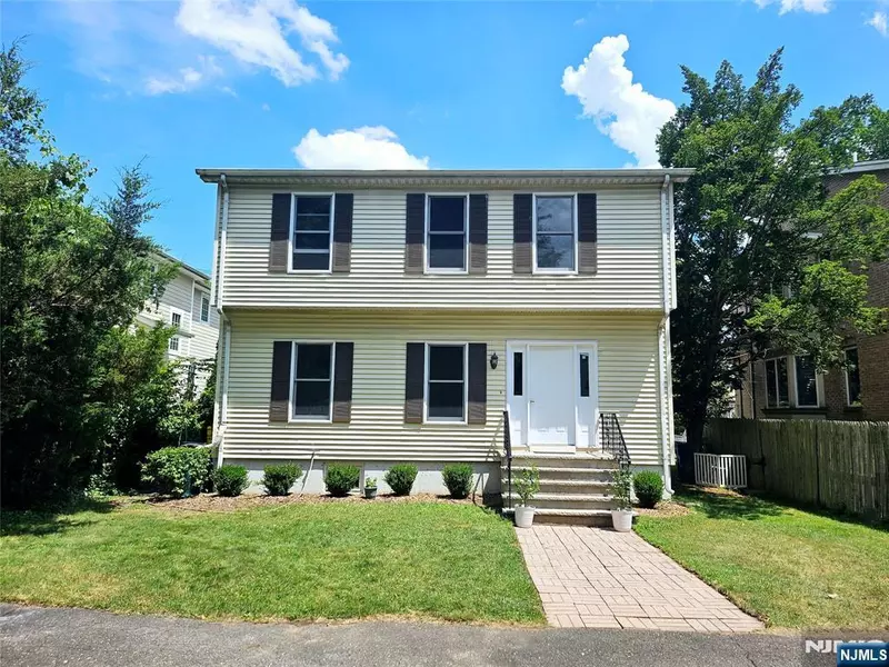 35 GROVE ST #Rear, Tenafly, NJ 07670
