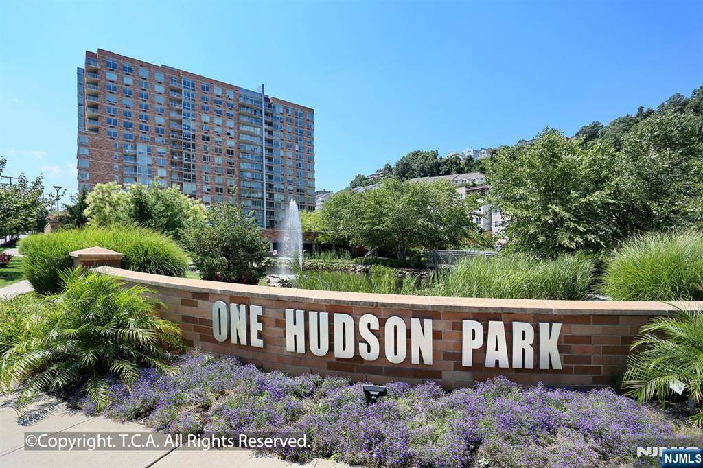 301 Hudson PARK #301, Edgewater, NJ 07020