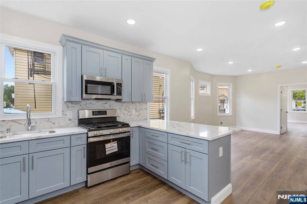 Clifton, NJ 07011,137 Mahar AVE #1