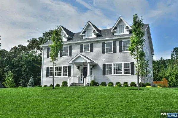 Wyckoff, NJ 07481,201 Hillside AVE