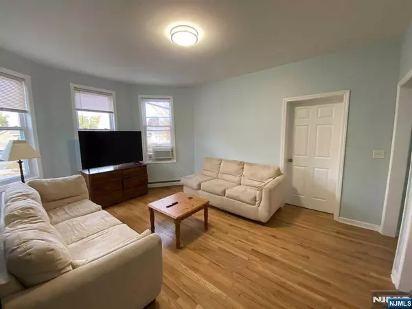 Rutherford, NJ 07070,2 Eastern WAY