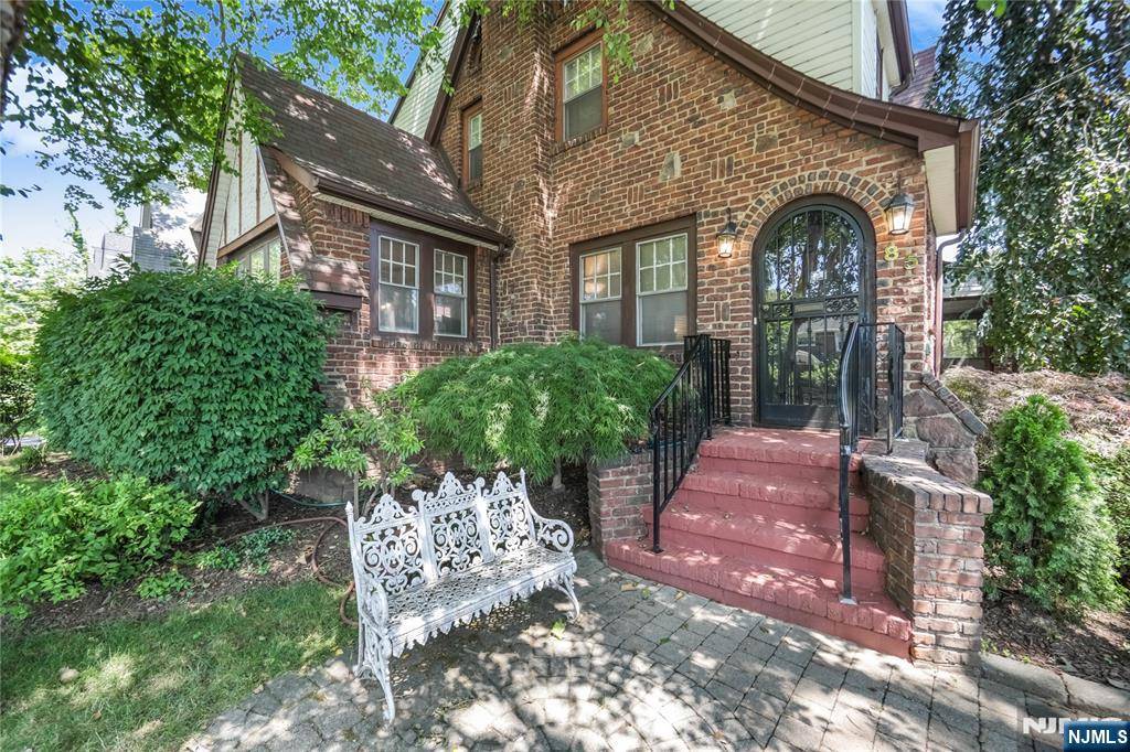 Teaneck, NJ 07666,85 Sherman AVE