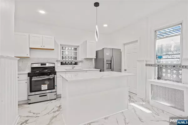 Newark, NJ 07103,500 19th ST