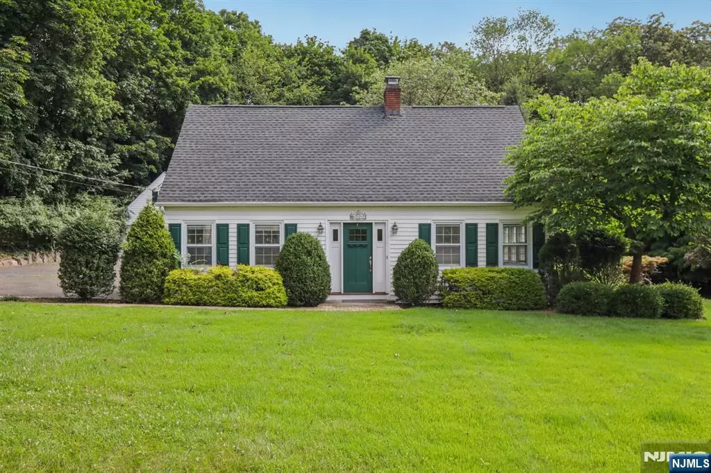 Franklin Lakes, NJ 07417,777 Aspen WAY