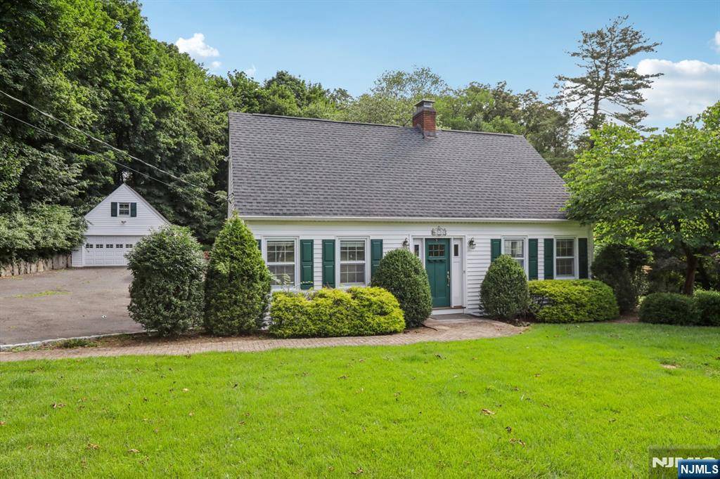 Franklin Lakes, NJ 07417,777 Aspen WAY