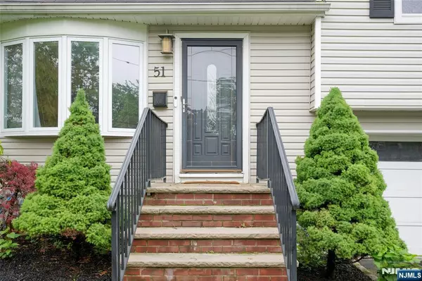 Cedar Grove, NJ 07009,51 Essex RD