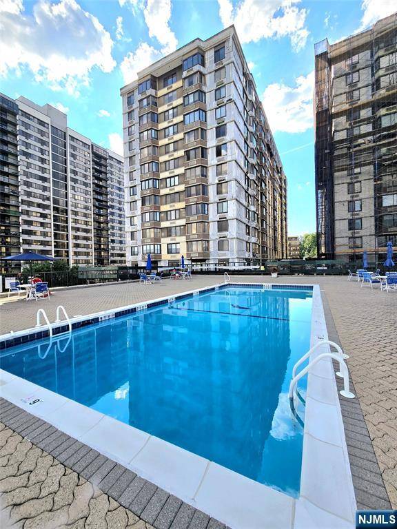 326 Prospect AVE #5H, Hackensack, NJ 07601