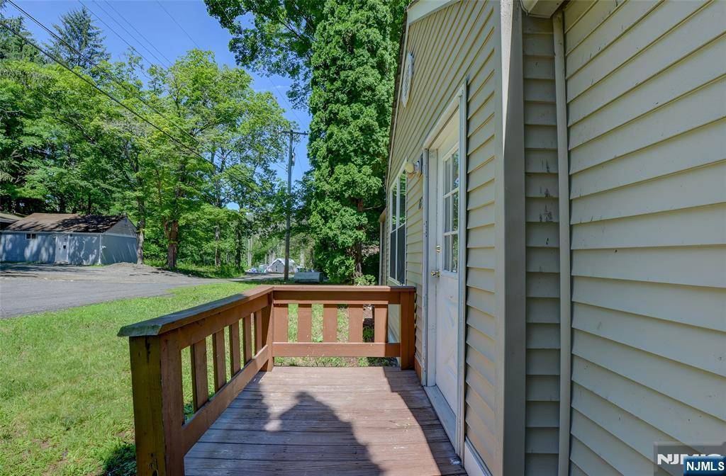 Jefferson Township, NJ 07885,15 River RD