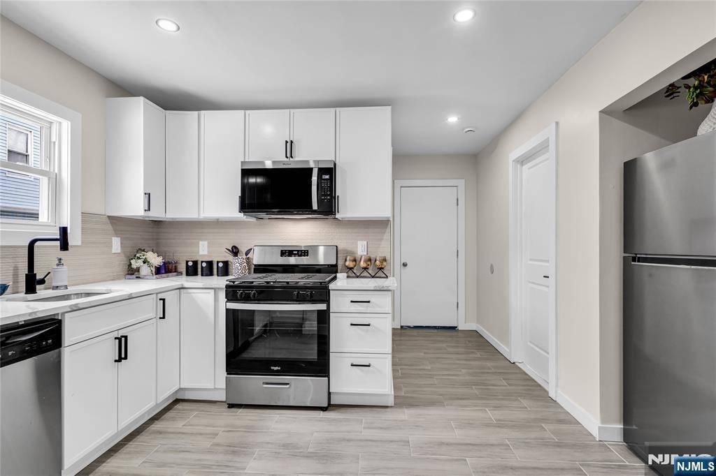 126 22nd ST, Irvington, NJ 07111