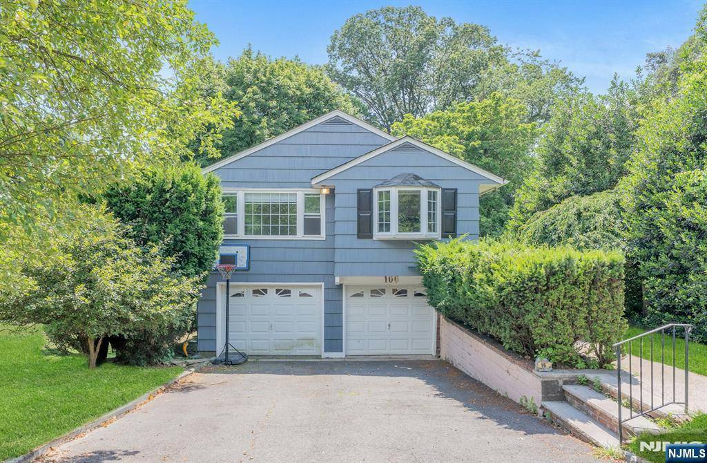 106 Hillside AVE, Cresskill, NJ 07626