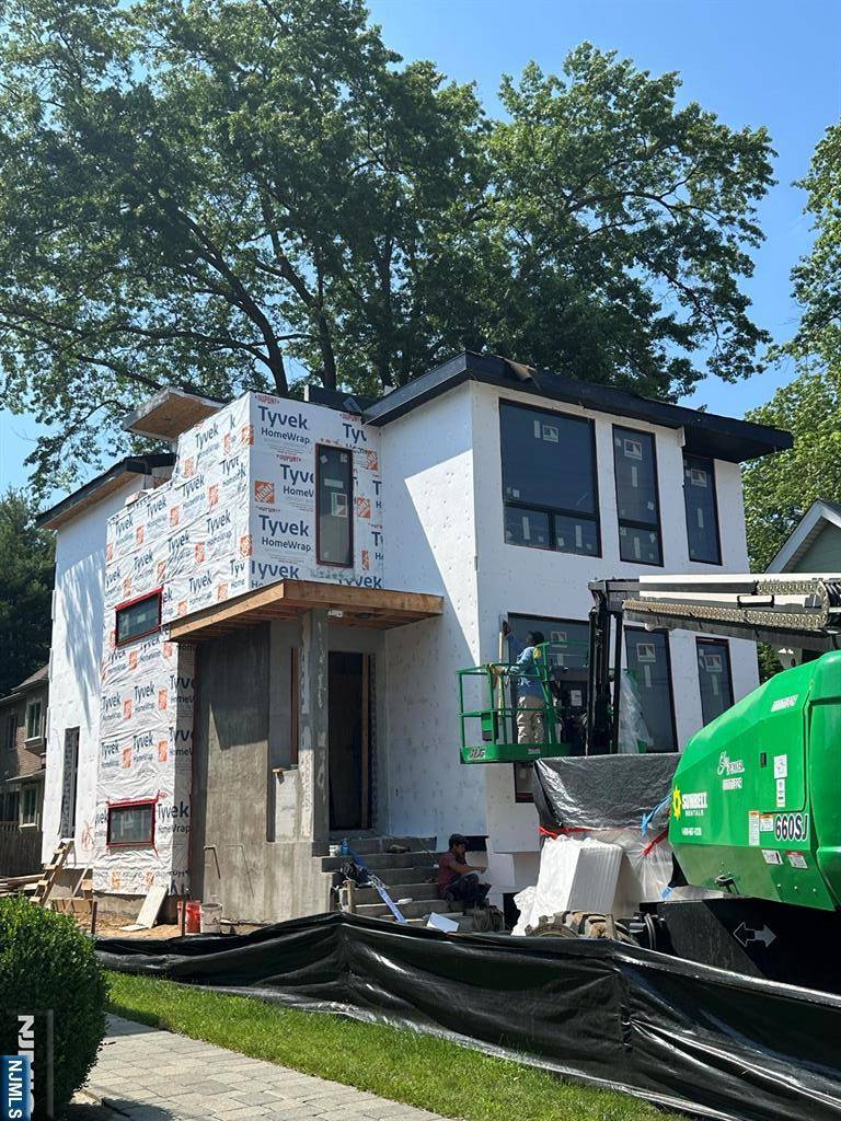 43 Grove ST, Tenafly, NJ 07670