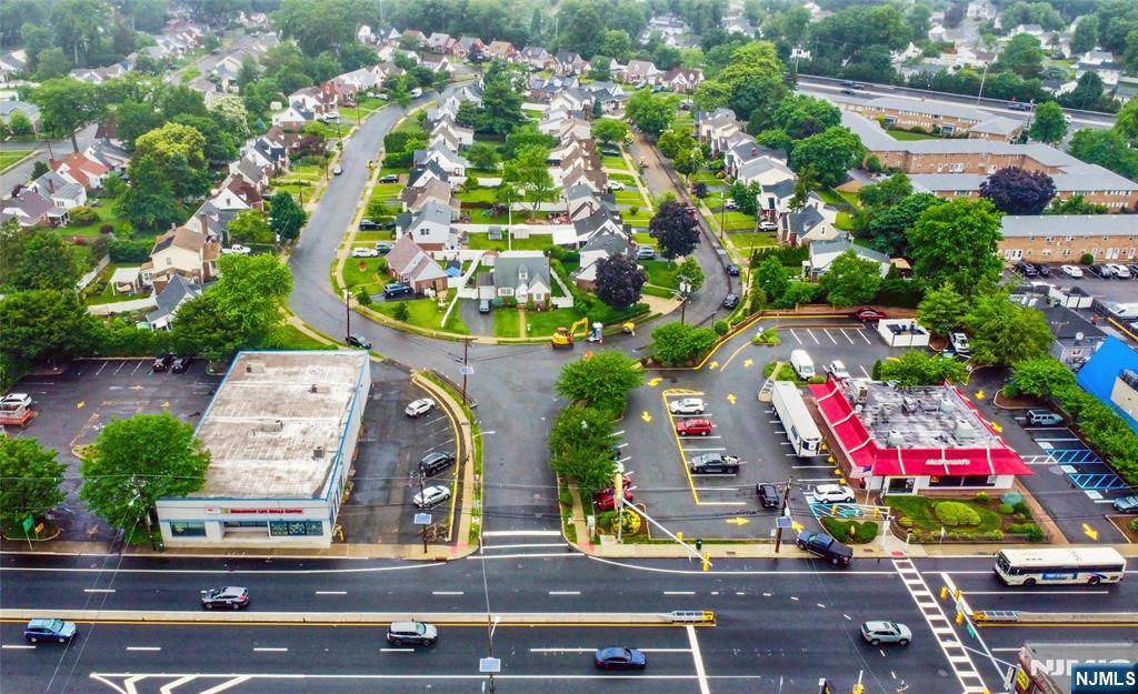 Fair Lawn, NJ 07410,1-25 37th ST