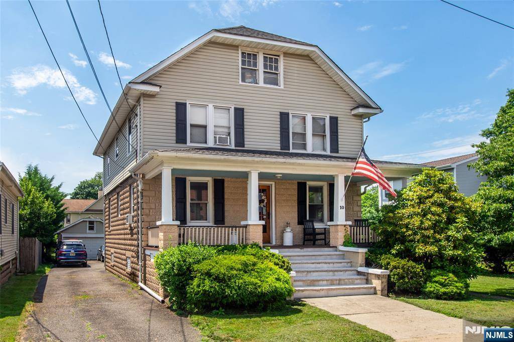 10 Zazzetti ST, Waldwick, NJ 07463