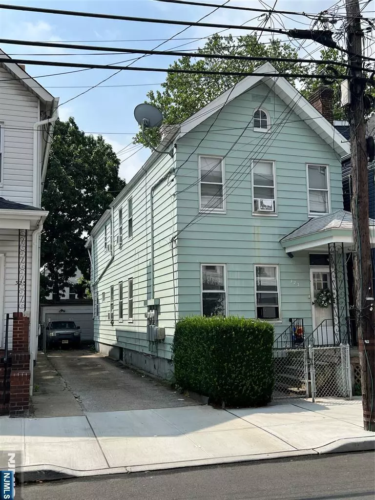 Harrison, NJ 07029,323 William ST
