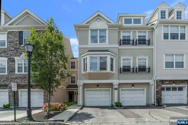 84 George Russell WAY, Clifton, NJ 07013