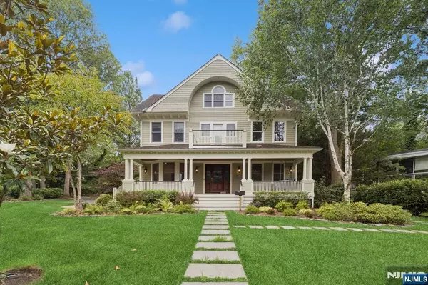 24 Westervelt AVE, Tenafly, NJ 07670