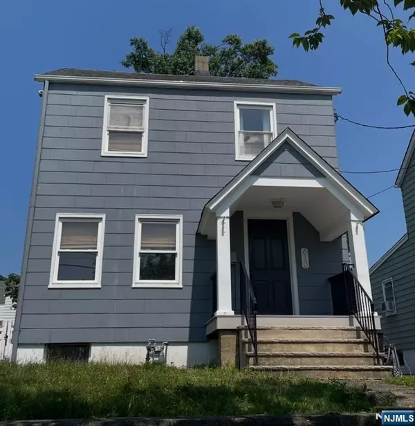 610 9th ST, Carlstadt, NJ 07072
