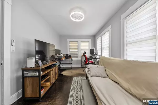 Teaneck, NJ 07666,619 Palisade AVE