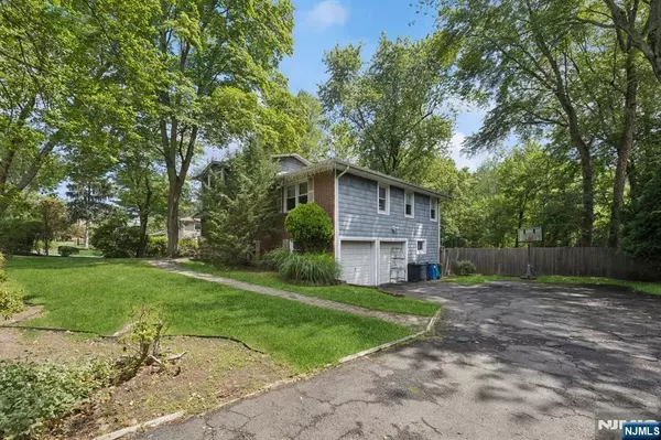 Hillsdale, NJ 07642,254 Ruckman RD