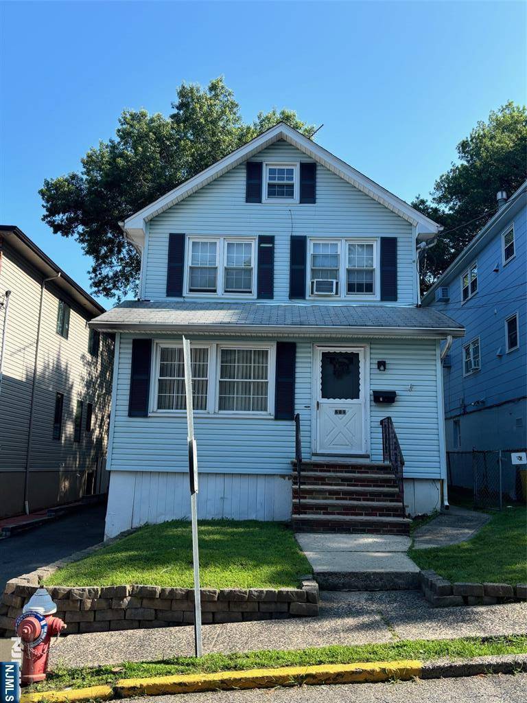 689 Probst AVE, Fairview, NJ 07022