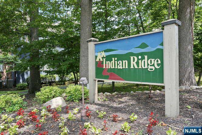 4126 Hilltop RD, Mahwah, NJ 07430