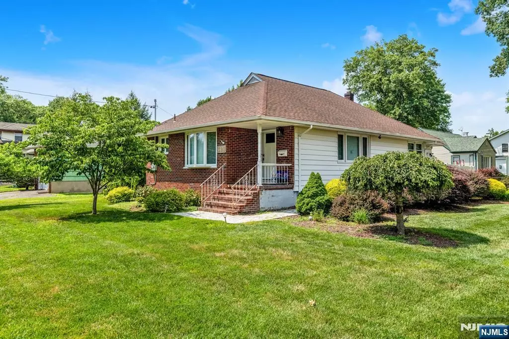 New Milford, NJ 07646,321 Henley AVE