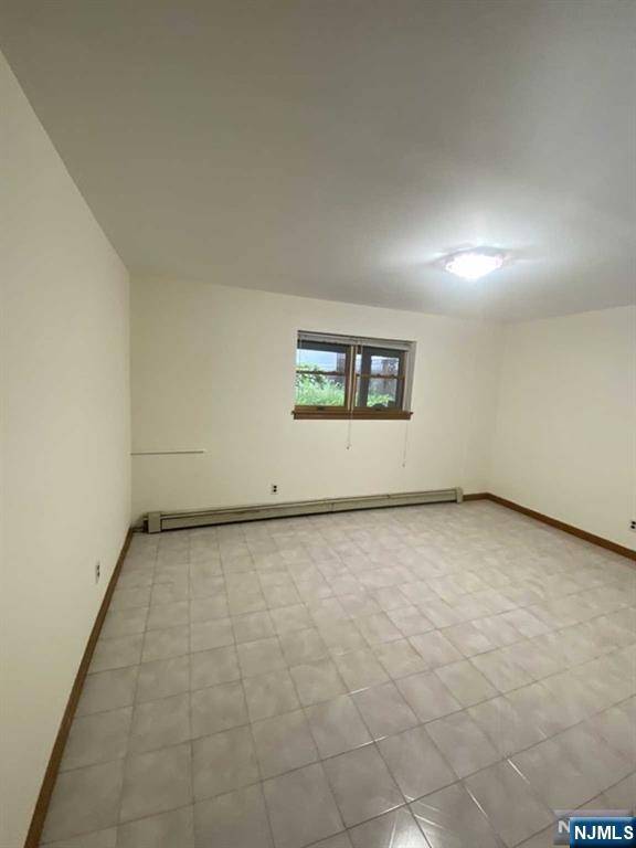 Fairview, NJ 07022,447 Jersey AVE #Ground