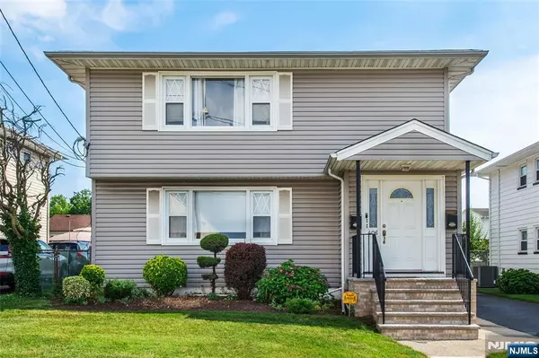 406 Sylvan ST, Saddle Brook, NJ 07663