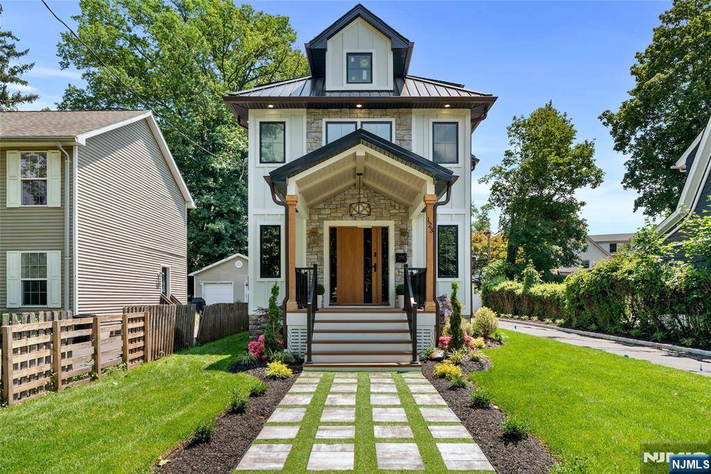 123 Willowdale AVE, Montclair, NJ 07042