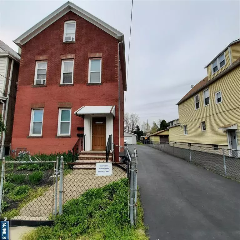 Garfield, NJ 07026,83 Plauderville AVE