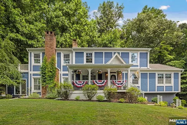 22 Brandywine, Green Brook, NJ 08812