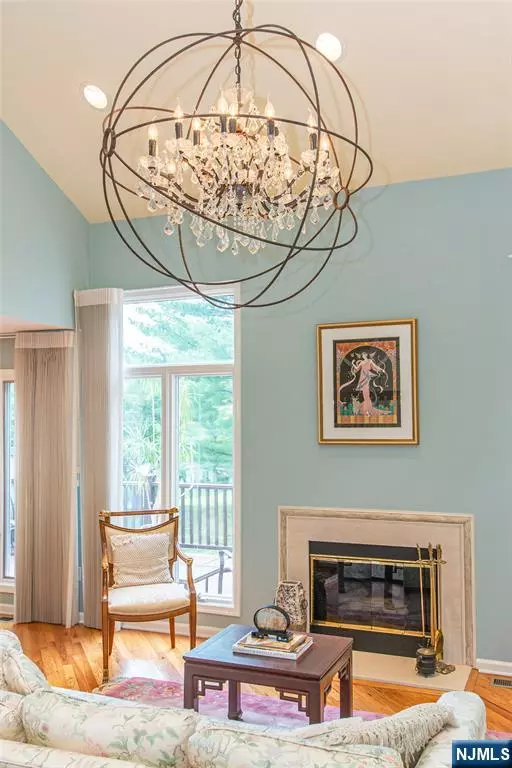 Montville Township, NJ 07045,44 Eugene DR