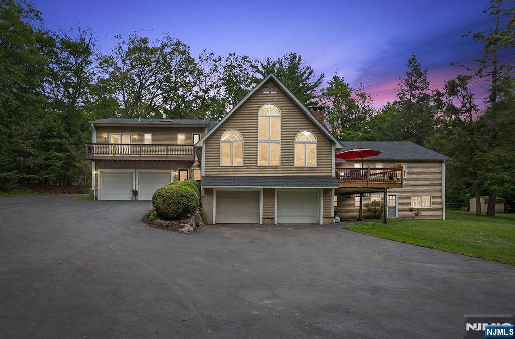 Ringwood, NJ 07456,103 Burnt Meadow RD