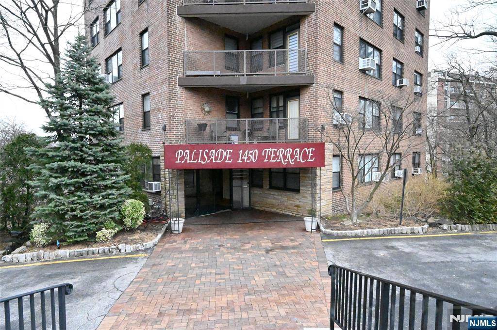 1450 palisade AVE #GTC, Fort Lee, NJ 07024