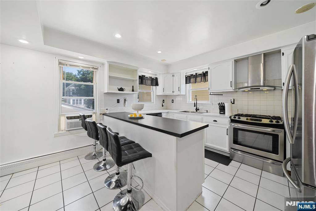 Prospect Park, NJ 07508,298 12th PL