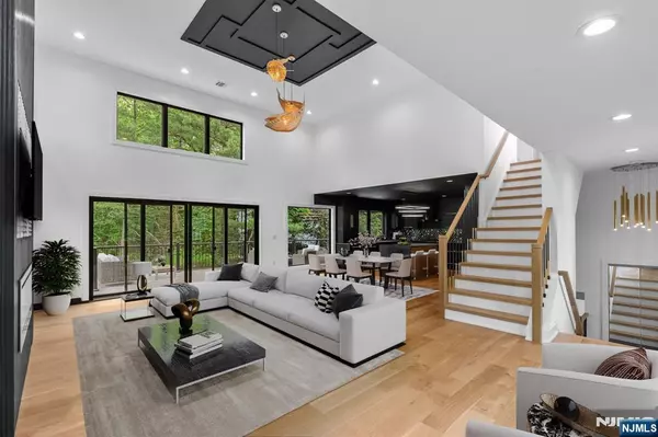 148 Great Hills RD, Millburn, NJ 07078