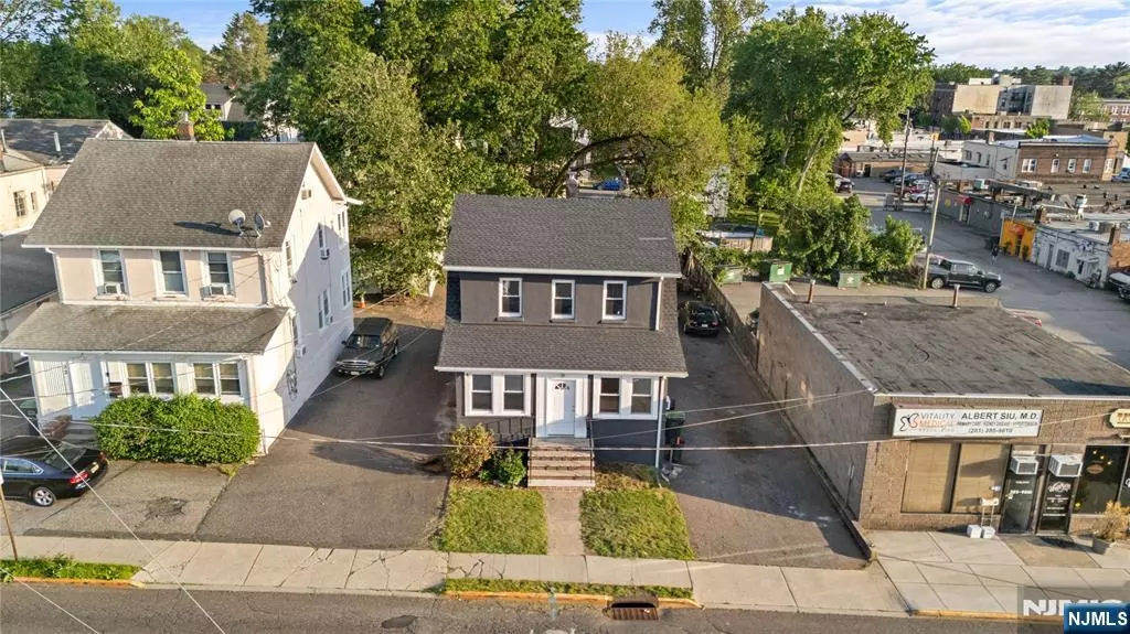 16 Palisade AVE, Bergenfield, NJ 07621
