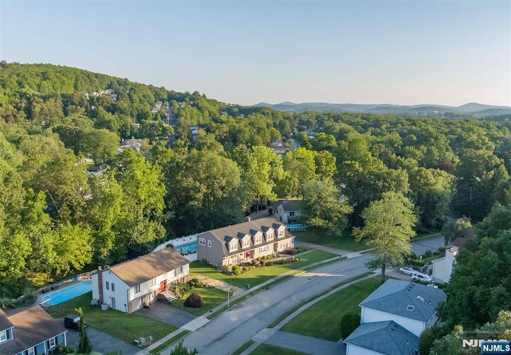 Wanaque, NJ 07465,11 Northgate