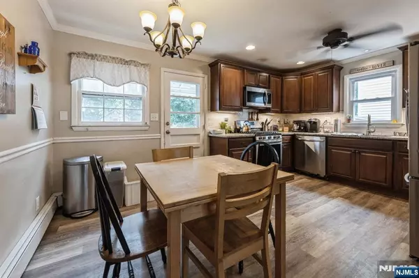 Pompton Lakes, NJ 07442,433 Midland AVE