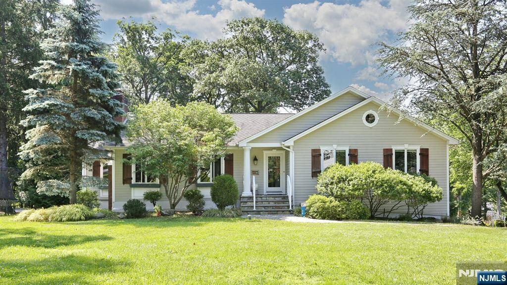 Caldwell, NJ 07006,38 Deer Trail RD