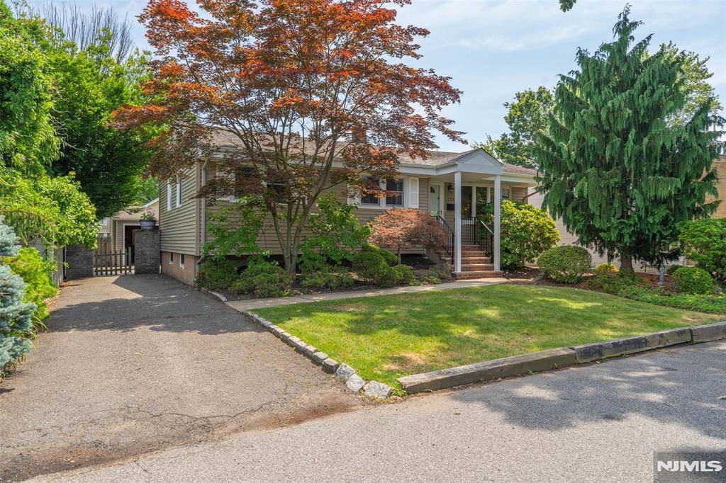 204 Franklin ST, Northvale, NJ 07647