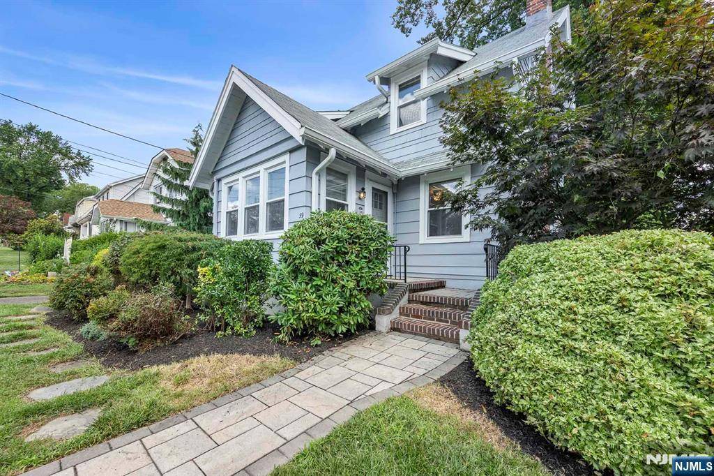 Teaneck, NJ 07666,59 W Forest AVE