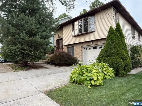 203 Summit Cross, Rutherford, NJ 07070