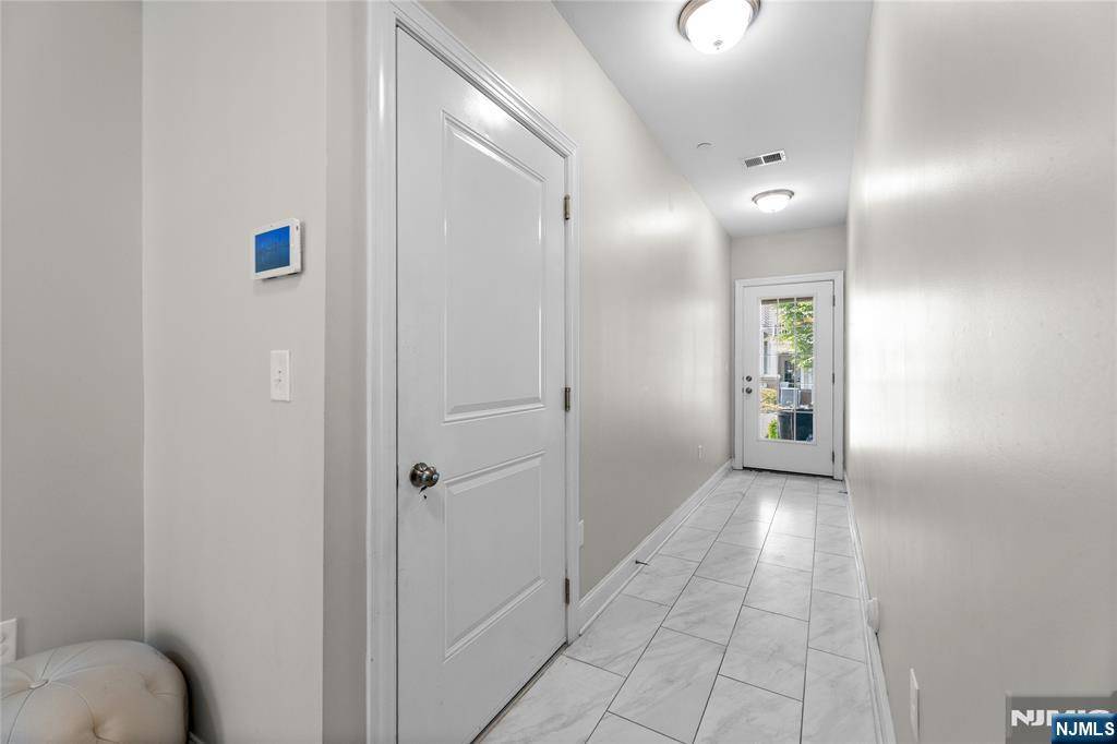 Wood Ridge, NJ 07075,129 Roosevelt DR