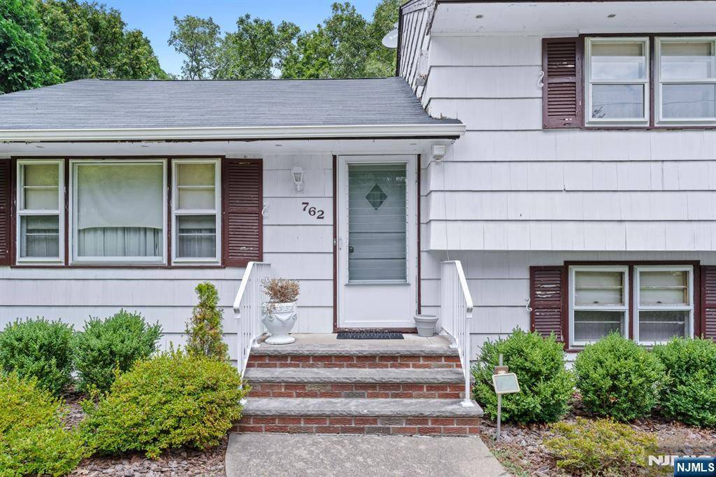 Twp Of Washington, NJ 07676,762 White Birch RD