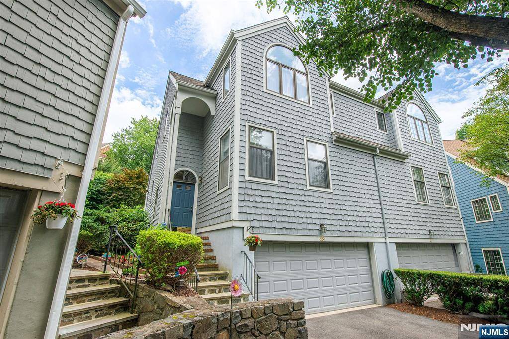 43 Tanager CT, Wayne, NJ 07470