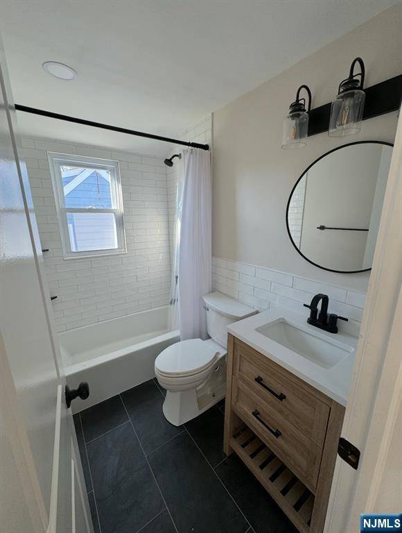 Fair Lawn, NJ 07410,31-05 Rosalie ST ##2